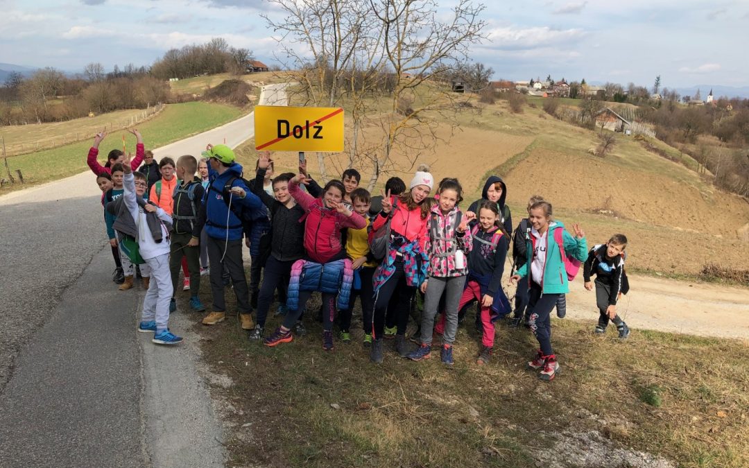 Četrtošolci in petošolci na Dolžu